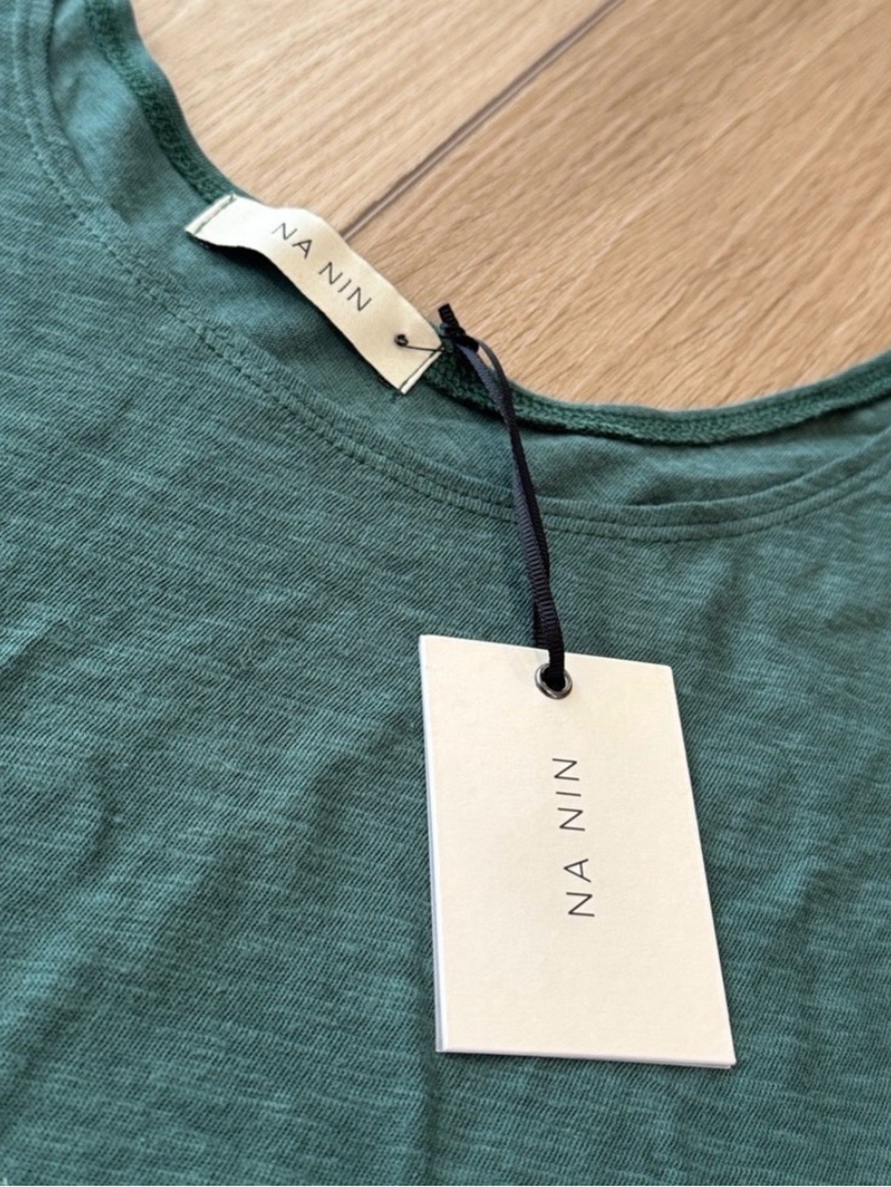 NWT Na Nin Cropped Tank - Picture 2 of 9
